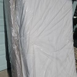 Full Mattress And Box Spring 