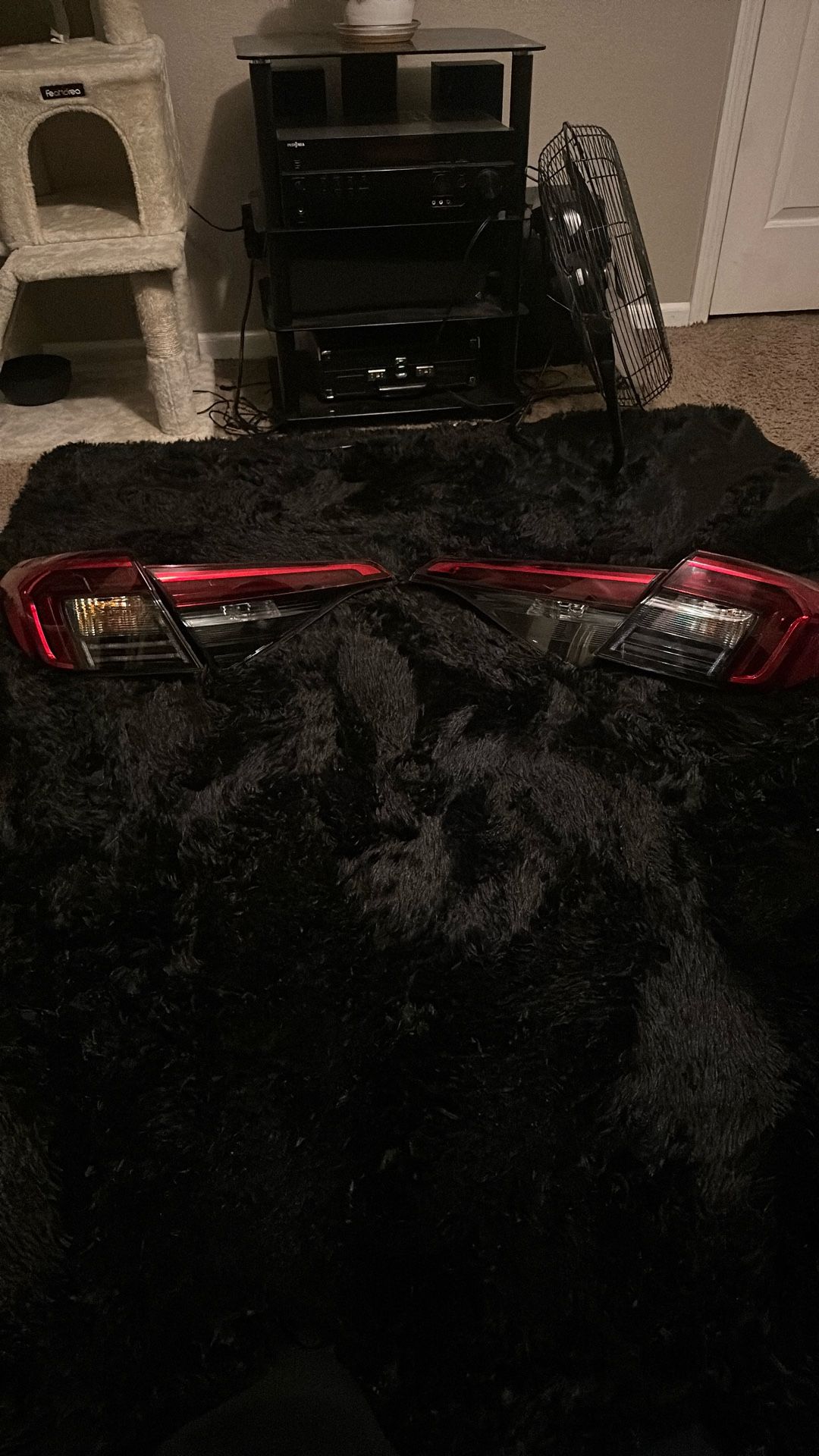 2022-2025 Honda Civic OEM Taillights (Used For 2,000 Miles Only)