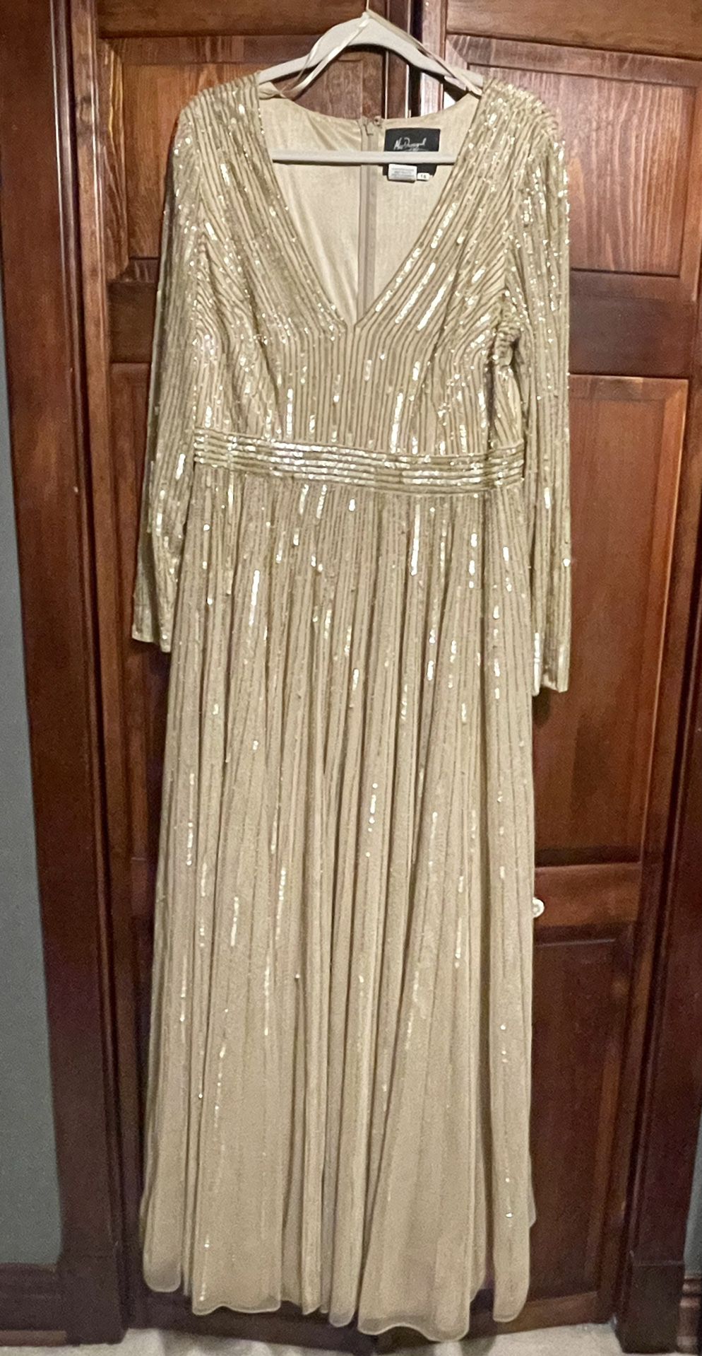 New Mac Duggal Long Sleeve Gold Sequin Dress