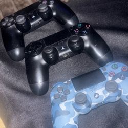 PS4 Controllers 