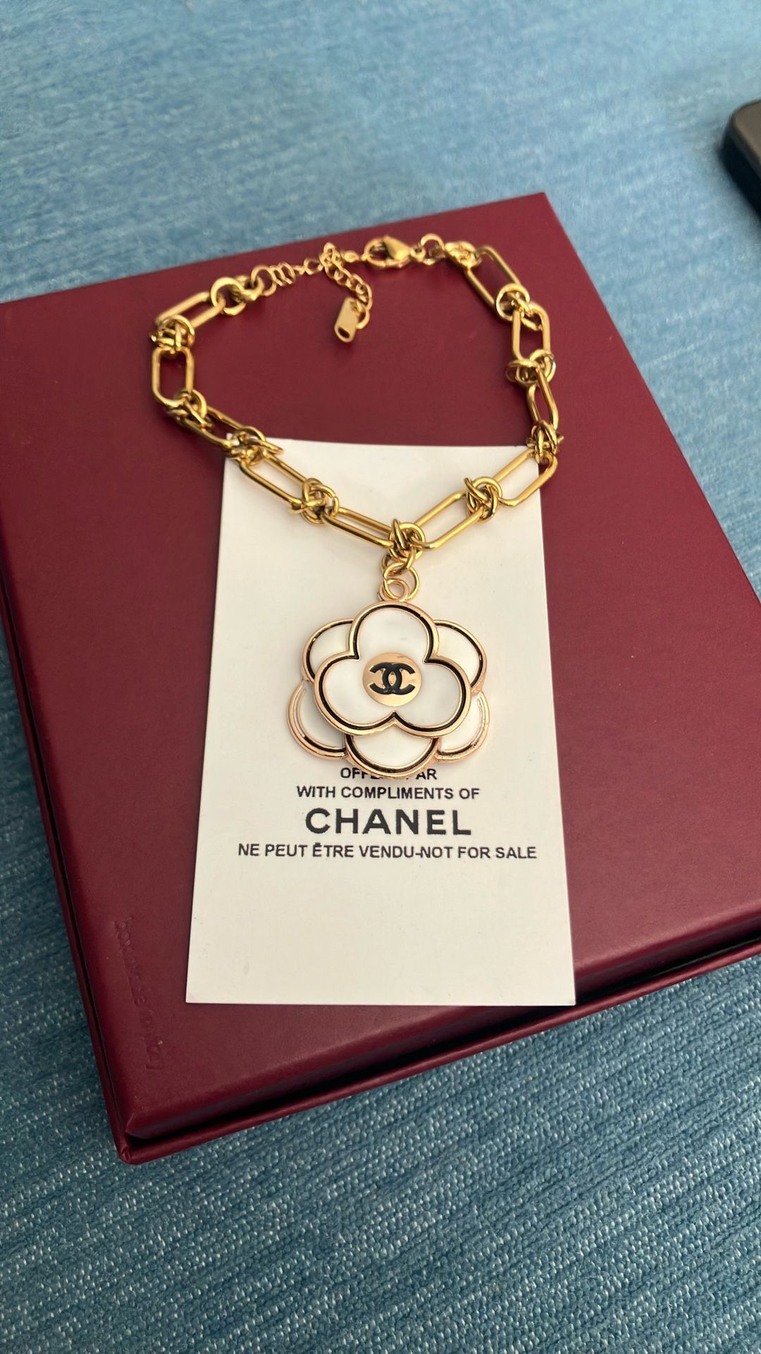 CC FLOWER PENDANT BRACELET