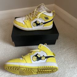 Girls Nike Shoes Jordan 1 Mid SE