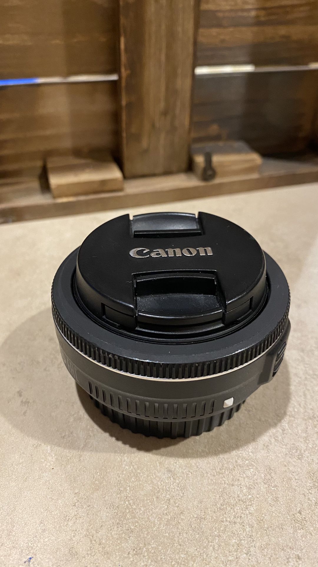 Canon EFS 24mm F2.8 STM