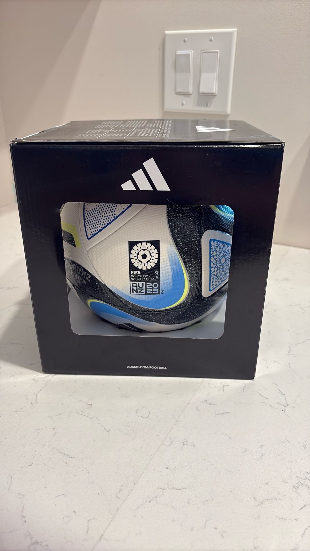 Adidas FIFA Women's World Cup 2023 Oceaunz Pro Official Match Ball SZ 5.