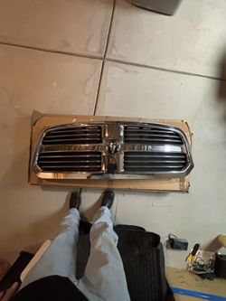 Ram 1500 OEM Grille -2015 Big Horn