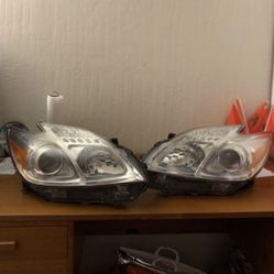 2010-2015 Toyota Prius Headlights OEM
