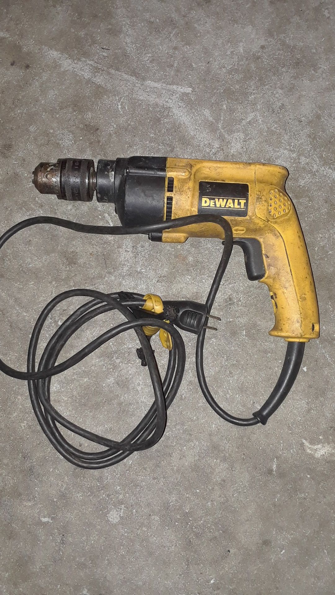 Dewalt hammer drill DW511 power tool