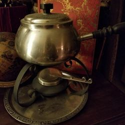 Fondue kit with fuel Cell