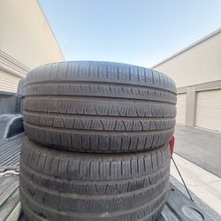 275/40/22 Pirelli Scorpion Verde A/S 60-70% Tread (2)