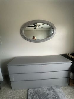 Bedroom set