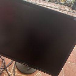Samsung SyncMaster 943 19" LCD Monitor 1280x1024 VGA DVI 5:4 1000:1 75Hz in Miami