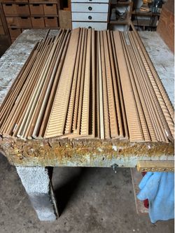Bendix molding and round dowels