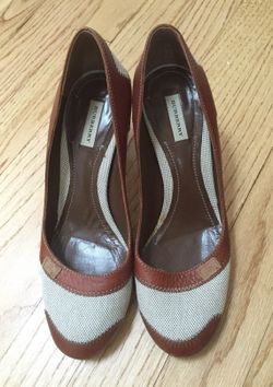Burberry Brown Leather & Canvass Heels 