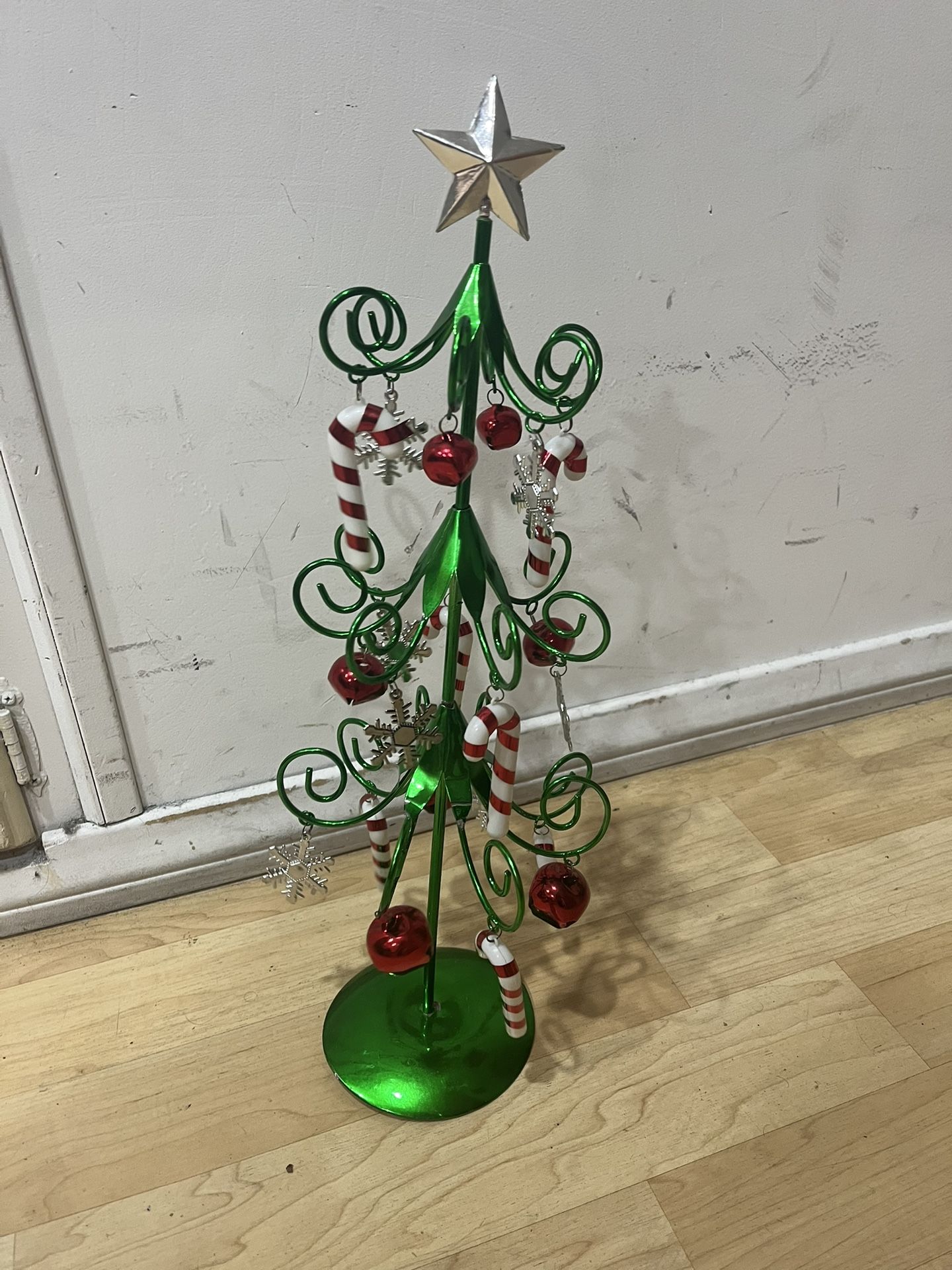 Small Metal Christmas Tree With Ornaments 19” Tall 