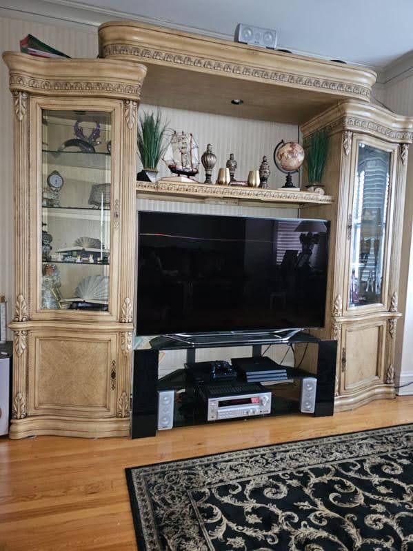 Hermoso Mueble “VICTORIAN” 