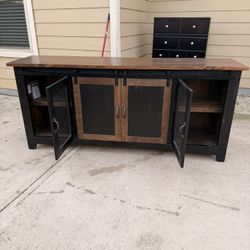 TV Console 