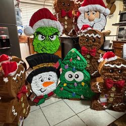 Piñatas For Christmas 