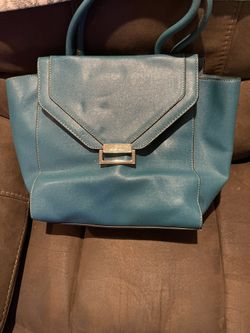 Avana Trump Purse
