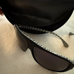 Marc Jacob’s Woman Sunglasses 