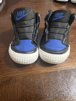 Jordan Crib Booties