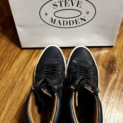 Steve Madden Shoes 