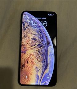 Iphone XS max in perfect condition.