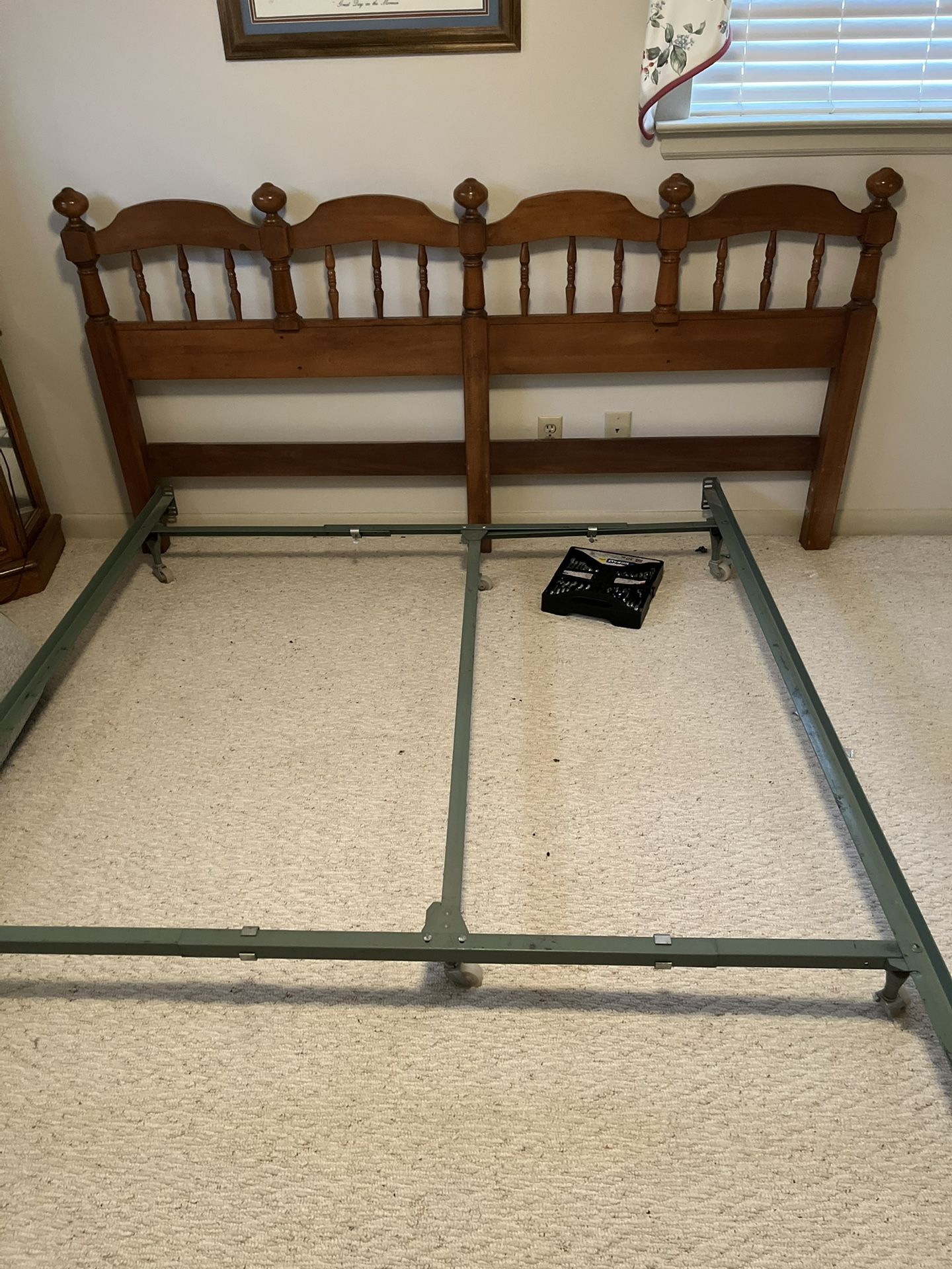 Adjustable Bed Frame 