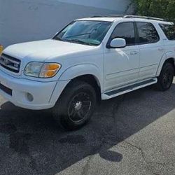 2004 Toyota Sequoia
