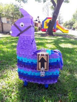 Fornite Llama Piñata 🎉
