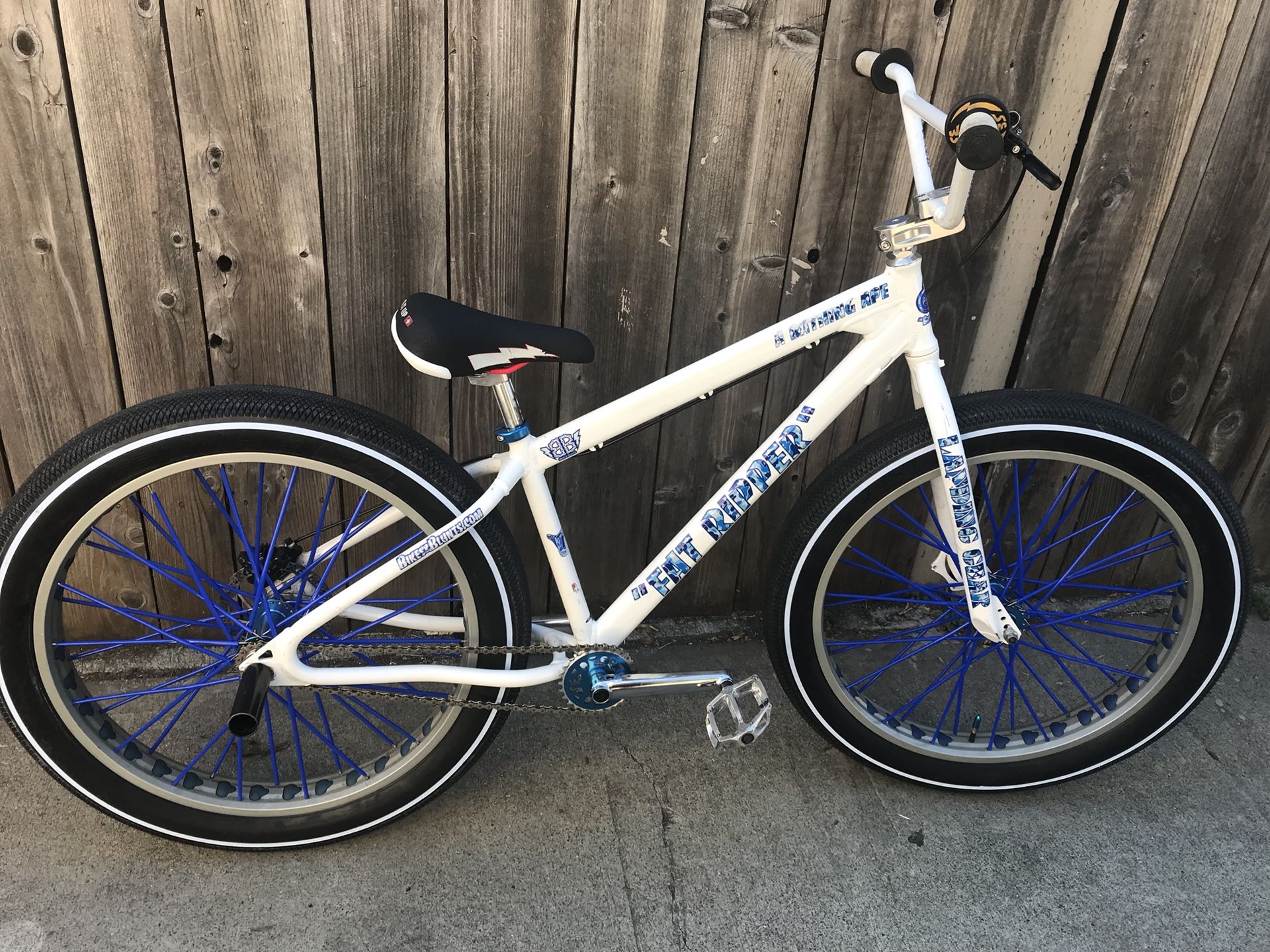 Blue and top white fat ripper