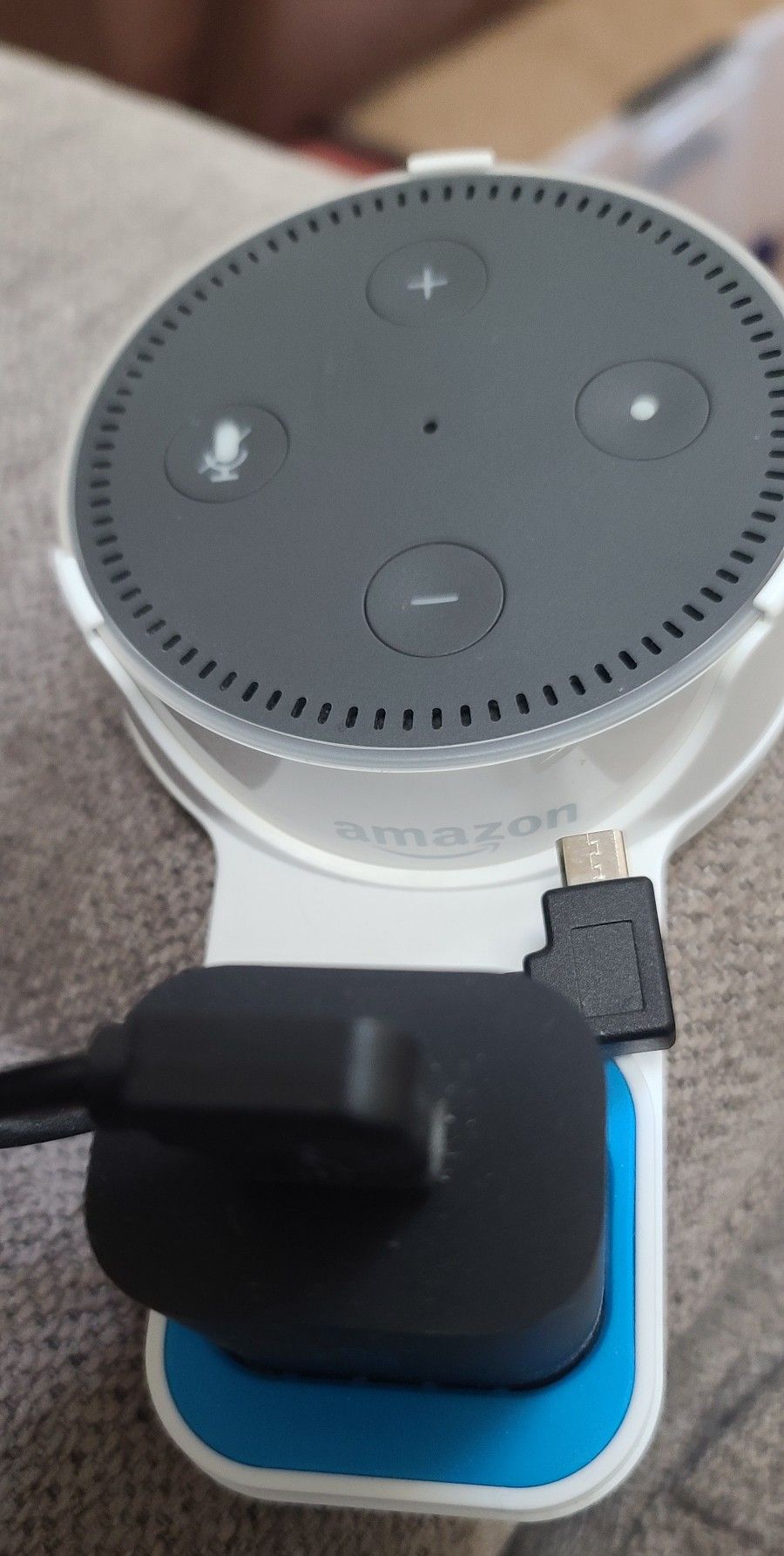 Amazon echo dot second generation. Works perfect