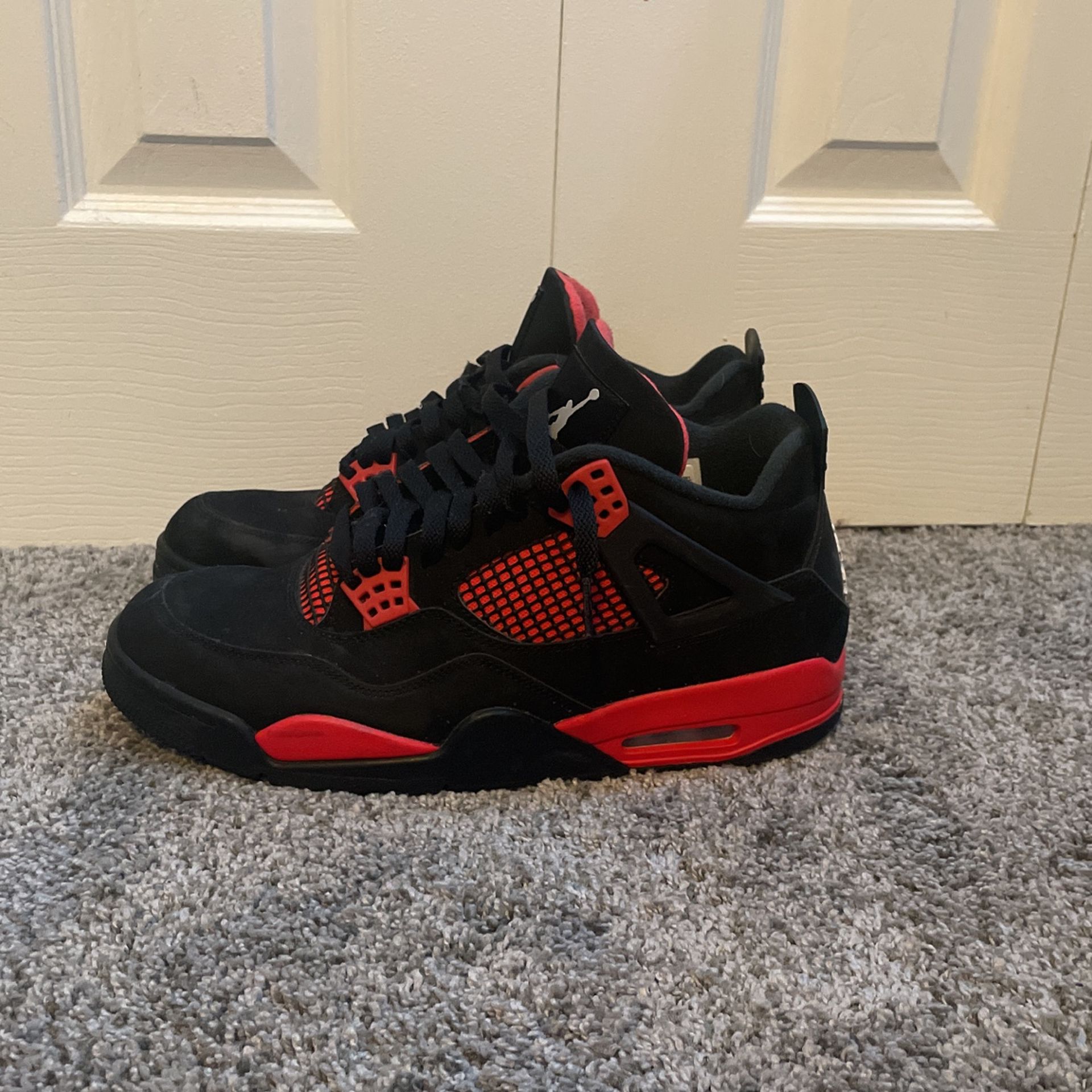 Air Jordan 4 Red Thunder 