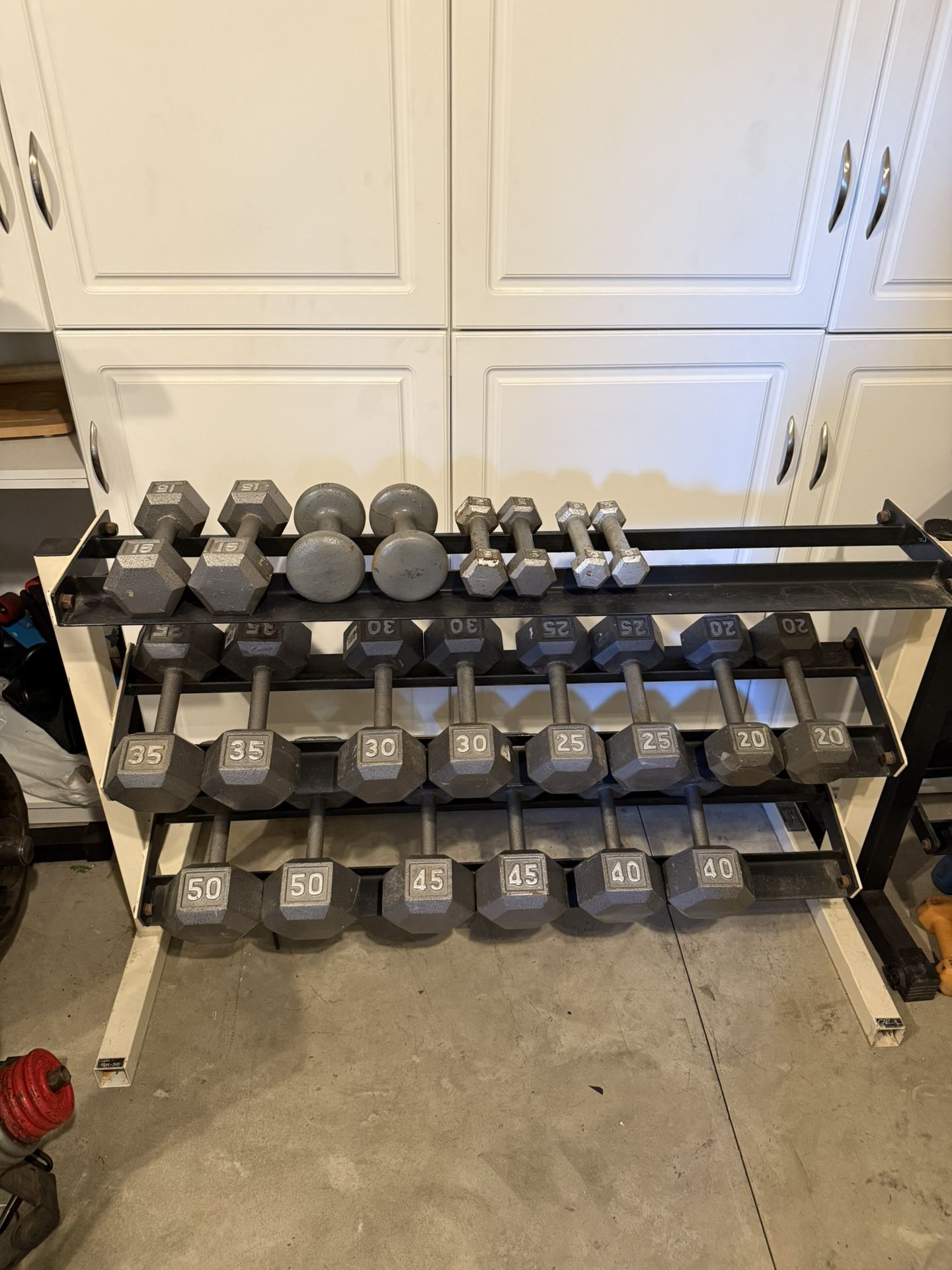 3-50lb Dumbbell Set With Rack 