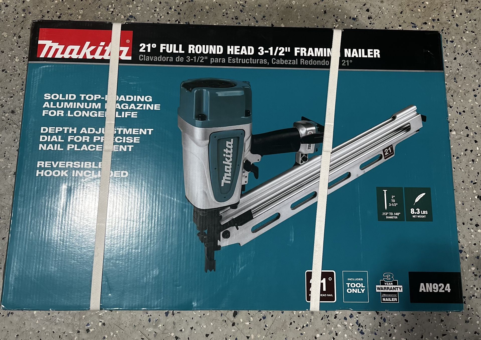 Makita 3-1/2 in. 21° Pneumatic Full Round Head Framing Nailer
