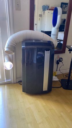 De'Longhi Portable Air Conditioner with Exhaust Hose