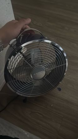 Small blue fan