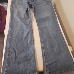 Levi 515 LIKE NEW Boot Cut Jeans SZ 14M