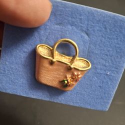 "NEW " Avon Collectible Vintage Late 20th Century Hand Bag Or Lapel Or Hat Brooch Pin, Goldtone W/Pink Inlayed Enamel