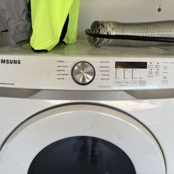 Samsung Front Load Dryer – Electric – Works Great