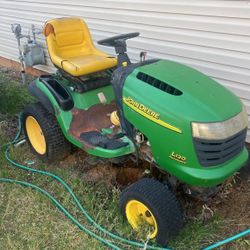 John Deere L120 Riding  Tractor