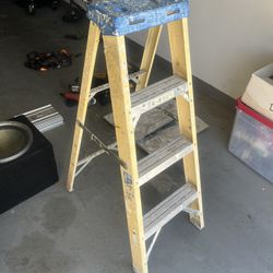 4 Foot Tall Ladder 