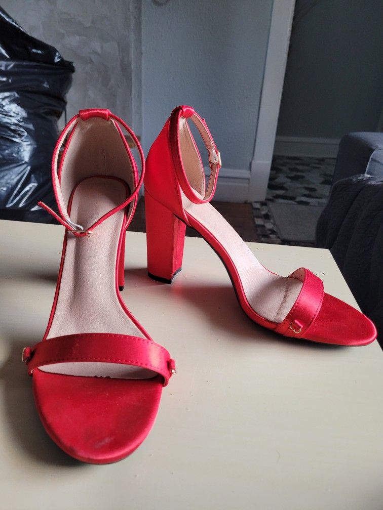 Size 10.5 Red Thick High Heel **Pick Up As Well