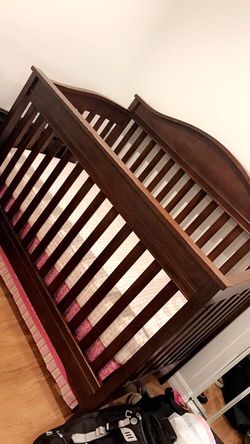 Baby's crib