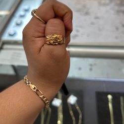 Nugget Ring Size 10 10k 4.4 Grams 