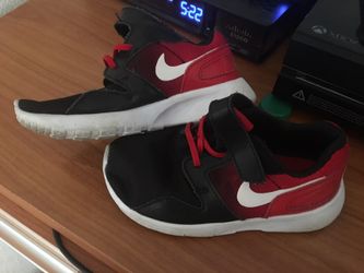 Size 9c $25
