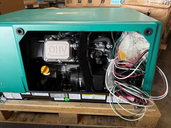Cummins Onan QG 7000i DF Dual Fuel RV Generator - 7HGLCA-8312, 7 kW, 120-240 Volt, EFI