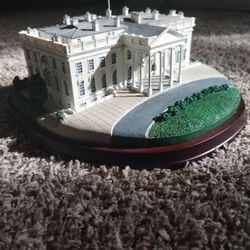 THE WHITE HOUSE Replica (Danbury Mint) 