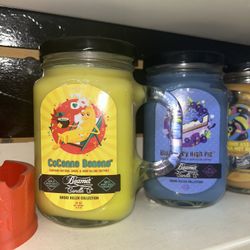 SCENTED CANDLE