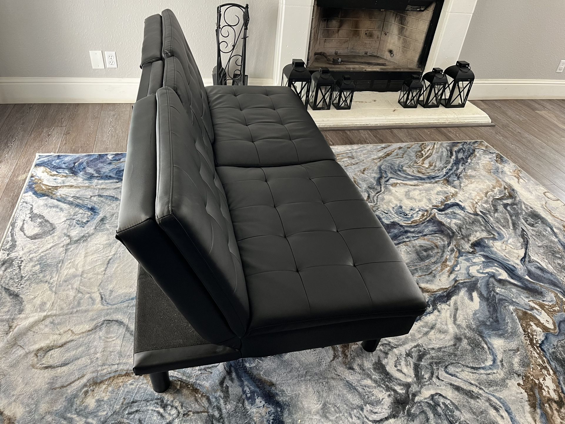 black futon