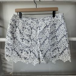 Adiva White Crocheted Overlay Pinstripe Shorts Elastic Waist Women’s Size Large 